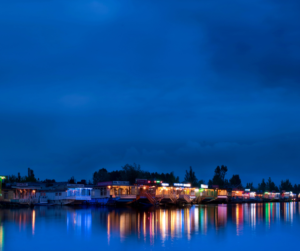 The Ultimate Getaway: Why You Should Experience the Magic of Staying in a Houseboat